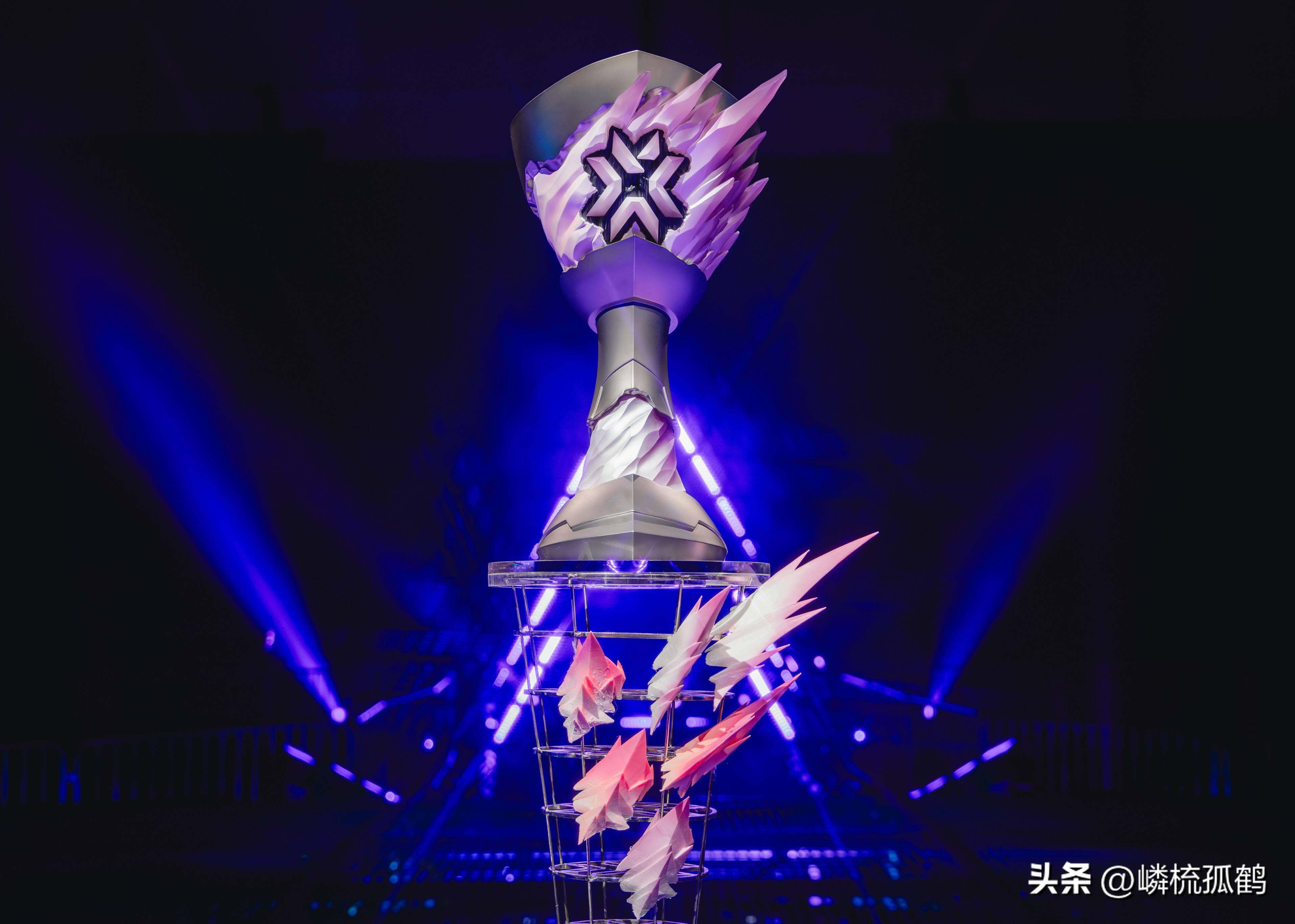 关于IG绝杀FNC，Keria关键团战开团秒人宿敌对决全球总决赛，成为赛场最大亮点的信息