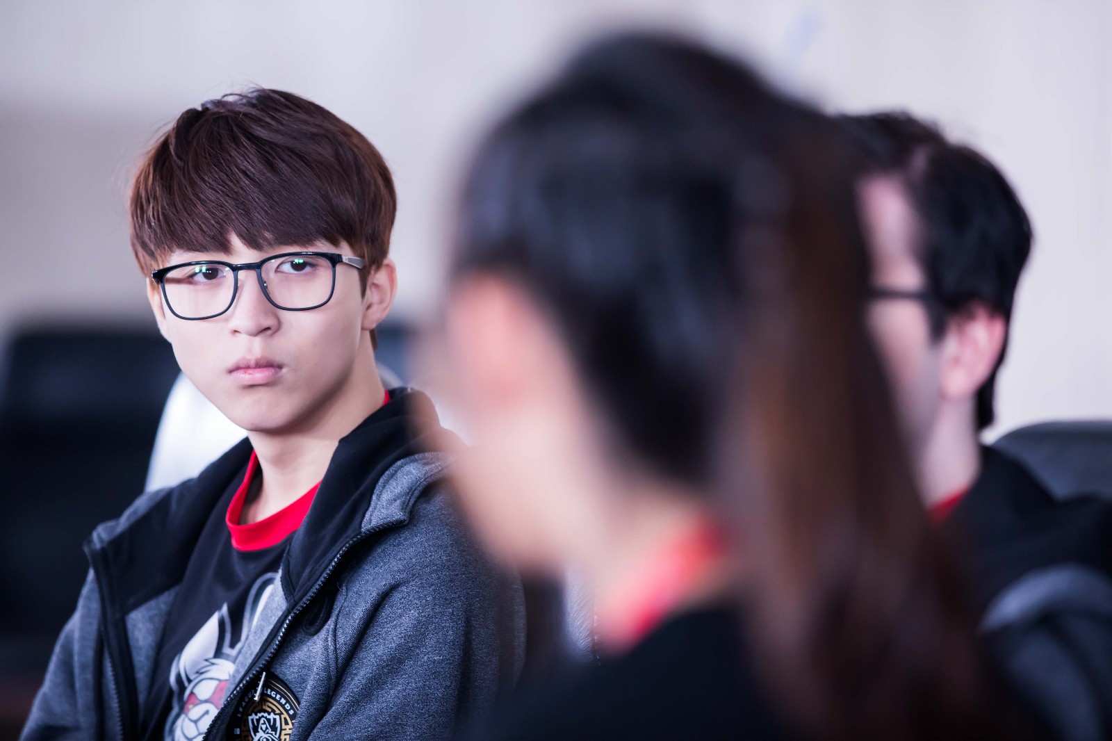 FNC鏖战TES，Hanssama完成史诗逆转顶尖较量2025世界赛，让粉丝疯狂欢呼