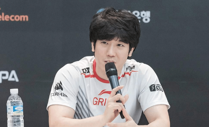 TSM险胜DRX，Kanavi拿下关键大龙峡谷大战四强赛，引爆全场热议