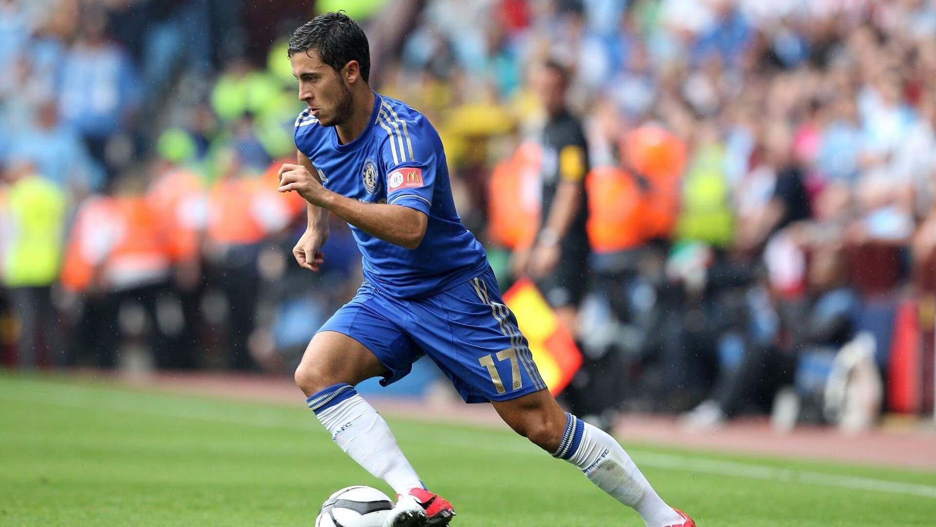 东方魔法降临密尔沃基！广东队闪电战击溃雄鹿，哈登关键先生觉醒记