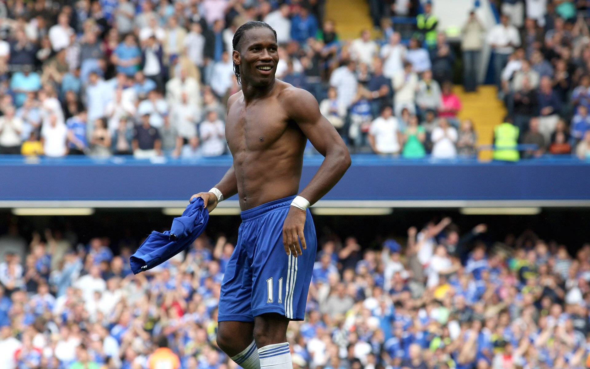 篮网击溃湖人，新王当立！班凯罗在NBA季后赛的震撼接管