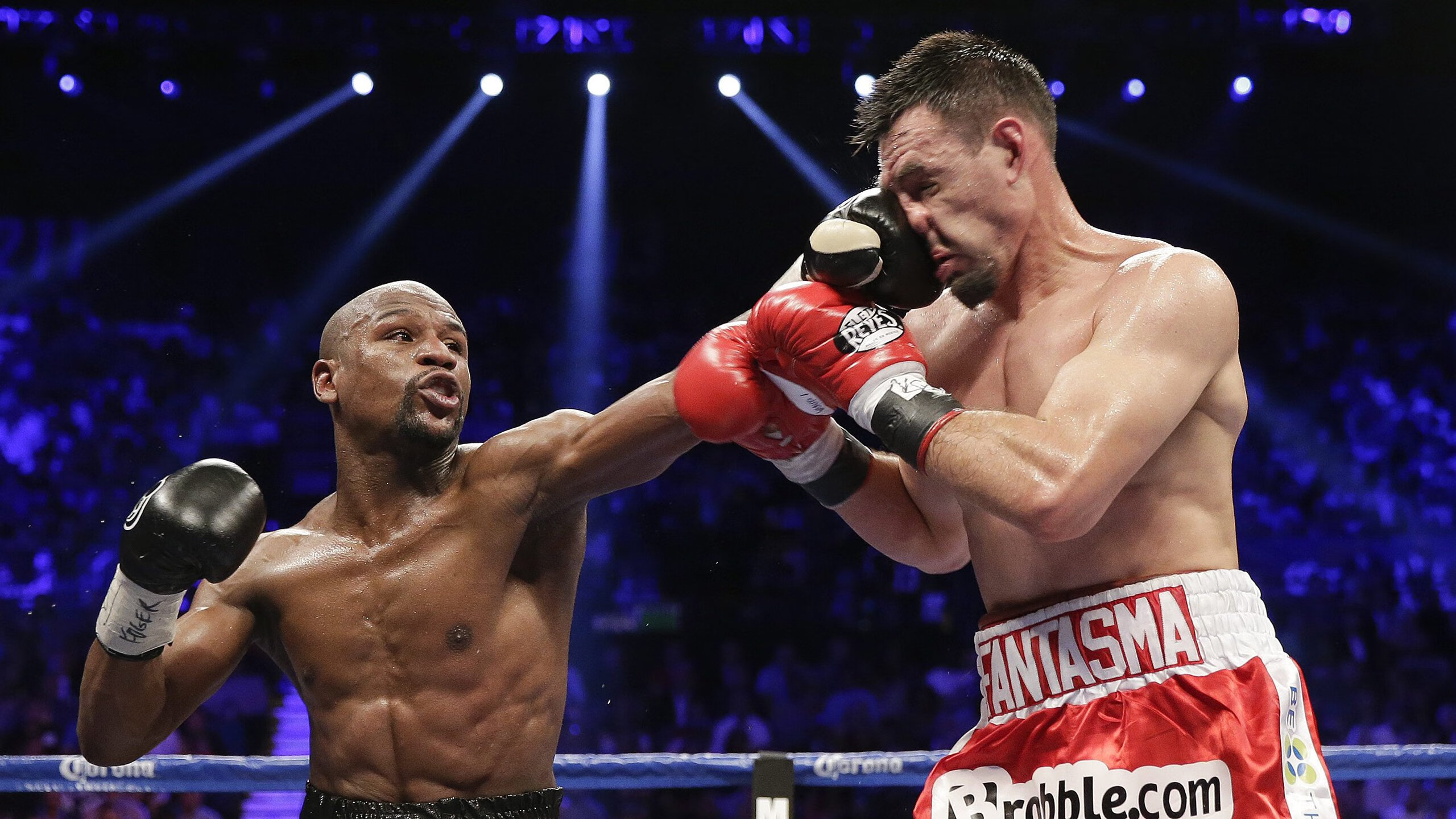 神话降临，老妇人三箭穿心，蓝月王朝在都灵一夜崩塌