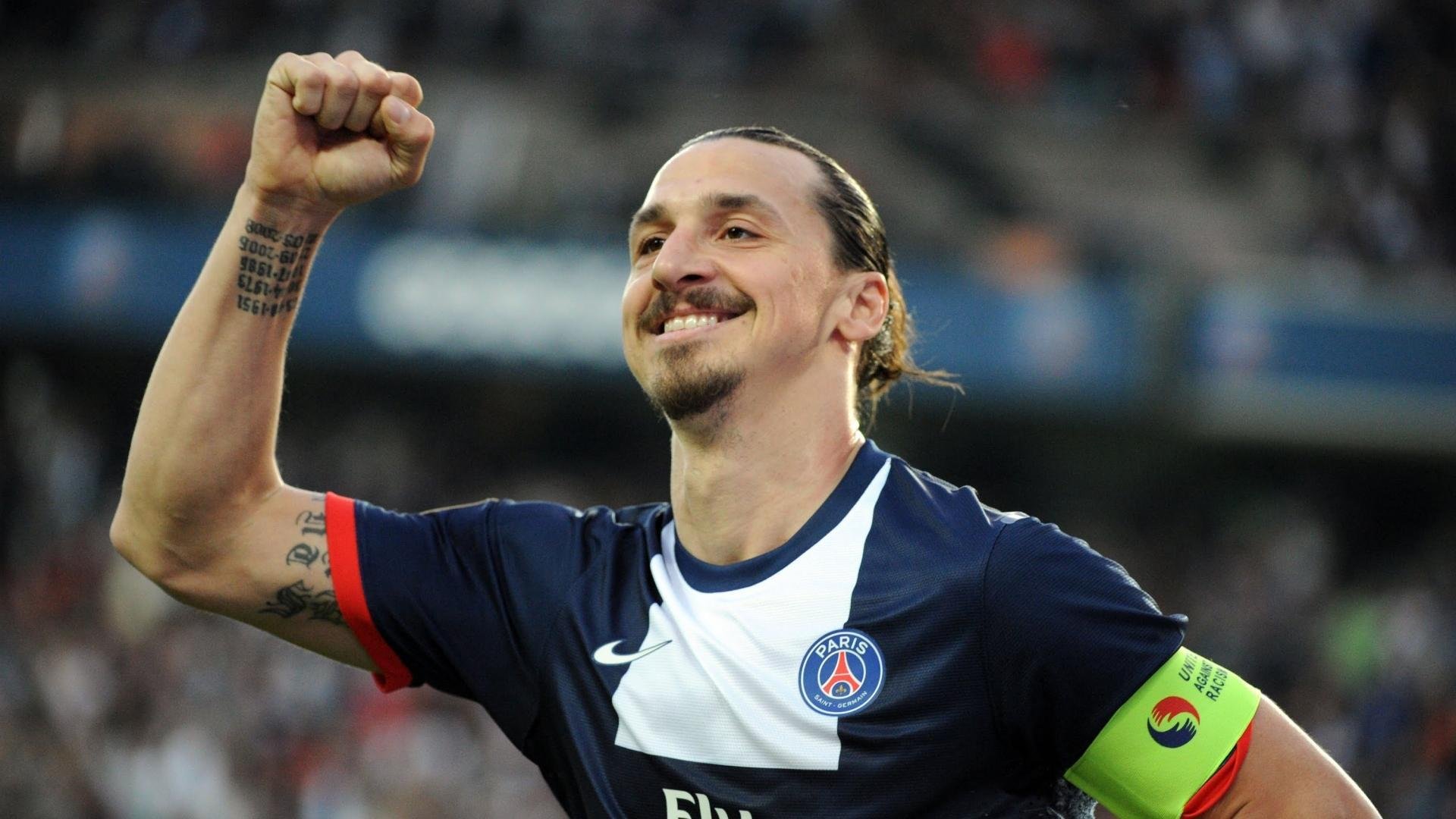 燃情岁月！阿圭罗传奇之夜，巴萨力克德国铁骑，争冠之路点燃熊熊烈焰