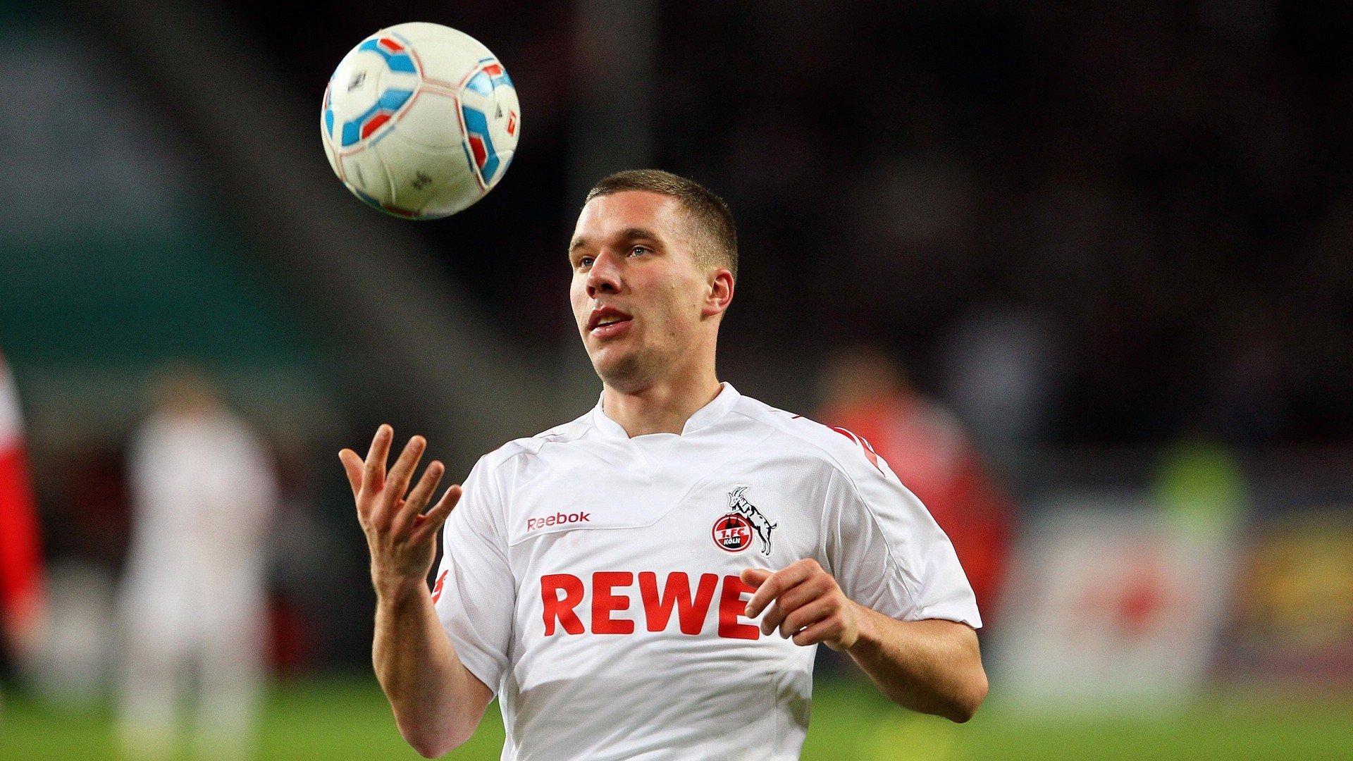 星光VS极光，迪巴拉单骑救主，喀麦隆力克挪威握争冠先机